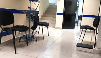 Centro Médico de Especialidades - Bosques Real I