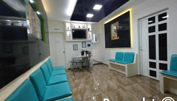 Centro Médico Integral Santa Lucia/Dr. Uriel López Muñoz - Tercera Secc