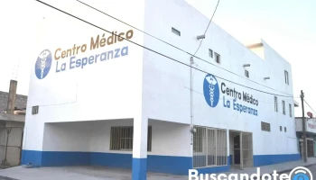 Centro Médico La Esperanza - Esquina Con Jesús Martínez