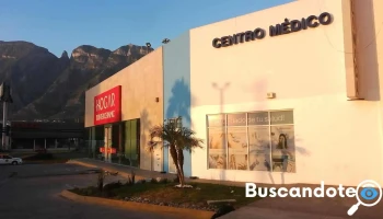 Centro Médico Santa Clínica - Los Treviño
