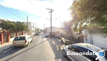Consultorio Dr Cuauhtemoc Ramirez - Entre 1Ra. Y 2Da
