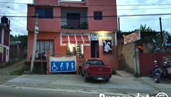 Consultorio Medico/ Farmacia Salud - La Cañada