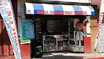 Consultorio Médico, Farmacia y Laboratorio Xochitepec - Centro
