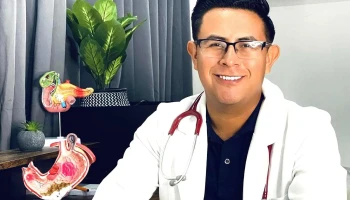 Dr. Kevin Esteban Lopez Ramírez (Medico Cirujano/D. Gastroenterologia) - Joyas De Pedregal