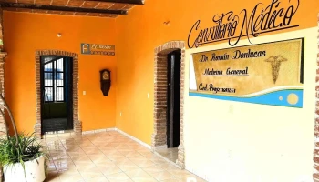 Farmacia y Consultorio Médico el Mesón - Centro