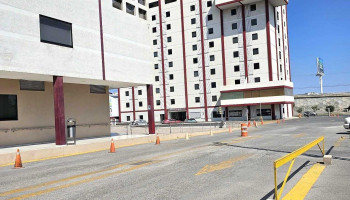 Hospital de Especialidades Medicas - Valle Dorado