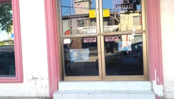 Unidad Médica Familiar - Av. De La Zanja S/n