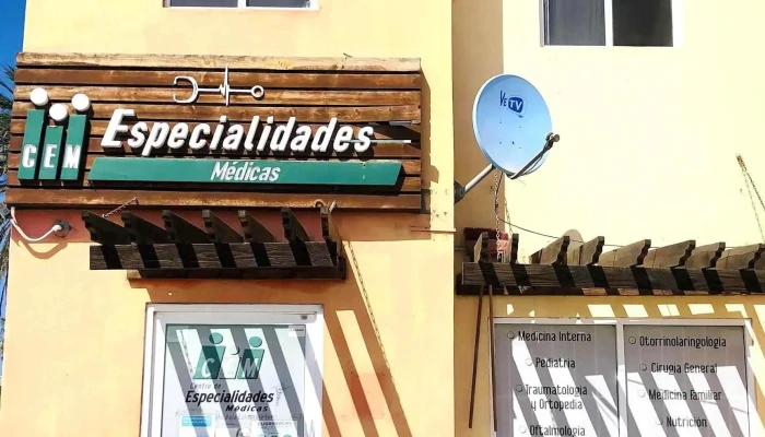 Centro de Especialidades Médicas - Aeropuerto