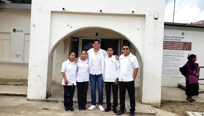 Centro de salud Oxchuc - Centro