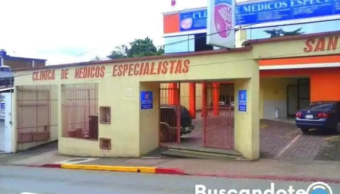 Clínica de Médicos Especialistas de San Andrés - Centro
