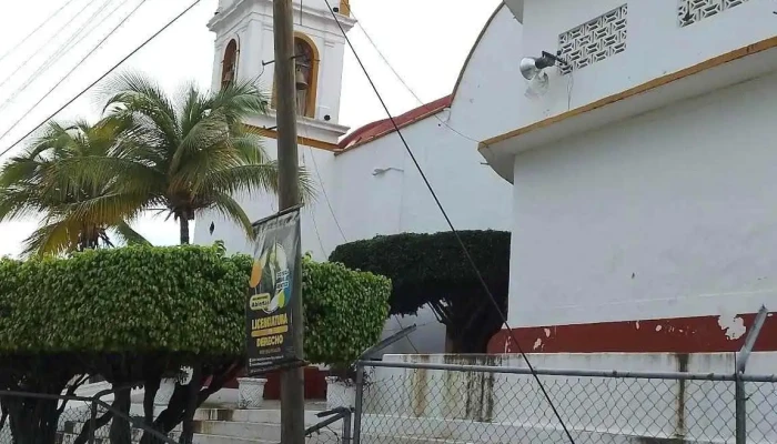 Clinica Medicina Familiar Issste, Coyuca - Centro