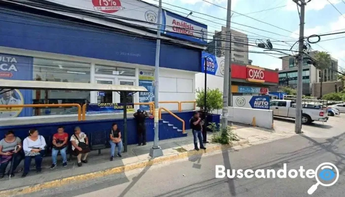 Consultorio Médico - Av. José Vasconcelos 307