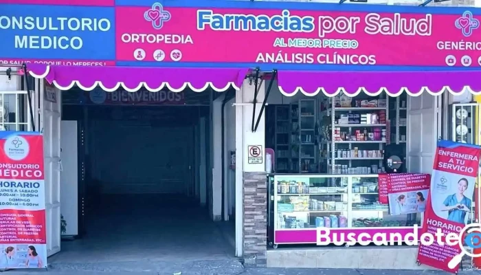 Consultorio Medico con Farmacia: Farmacias Por Salud - Los Heroes