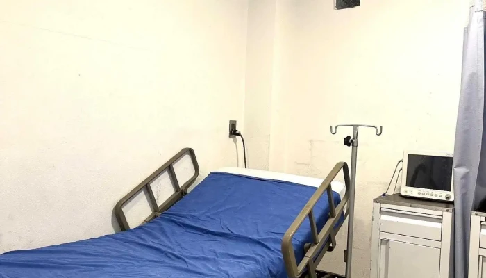 Consultorio médico Santa Lucia - Alfredo Del Mazo