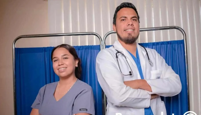 Dr. Josué Sánchez Morales: Especialidad en Heridas, Úlceras Crónicas; y Consulta de Medicina General y a Domicilio. - Del Maestro