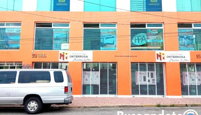 Farmacias Similares Los Conos -  Edificio - Oaxaca de Juárez