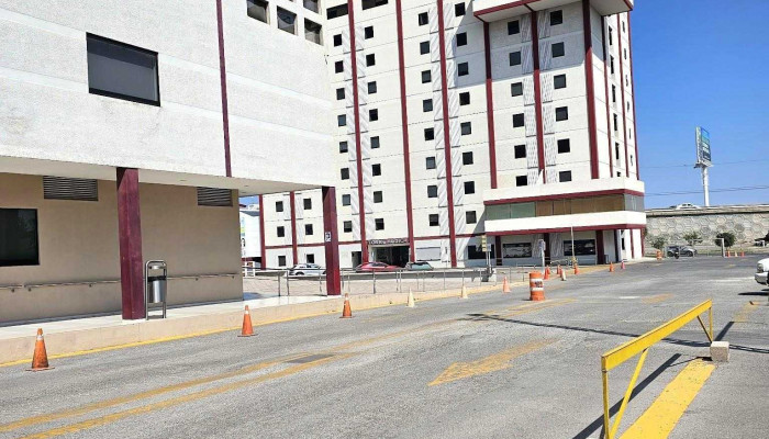 Hospital de Especialidades Medicas - Valle Dorado