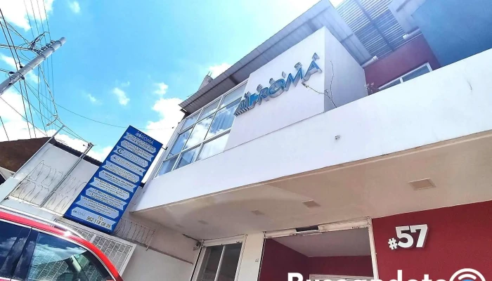 Medica Roma - Av San Cristobal Y 8