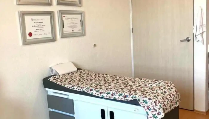 Medicina del Adolescente Dra. Tamara Gamboa Salcedo - Blvd. Bernardo Quintana Arrioja 4060-Consultorio 1005